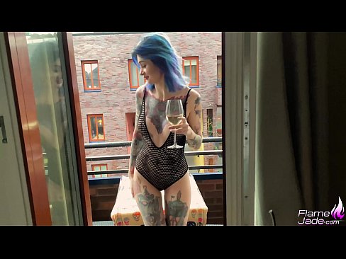 ❤️ Kæmpe pige suger med en sut og knepper lidenskabeligt under åben himmel ☑ Porno at da.porno-flix.ru